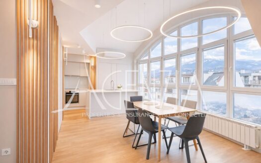 Четиристаен апартамент в кв. Борово