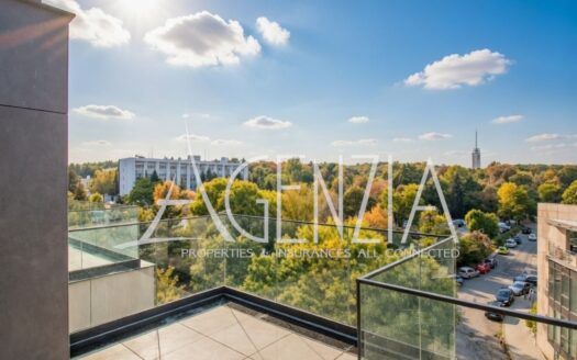 Пентхаус в луксозна сграда в кв. Изток