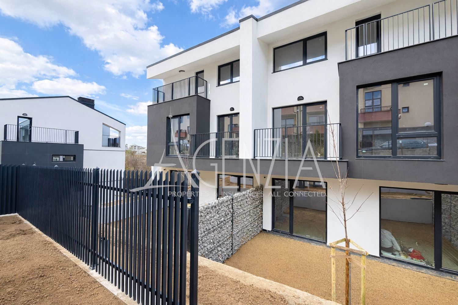 Une maison mitoyenne dans un complexe fermé à. Boyana, Sofia