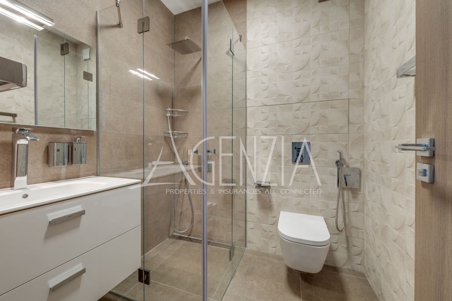One bedroom apartment next to Medical Academy