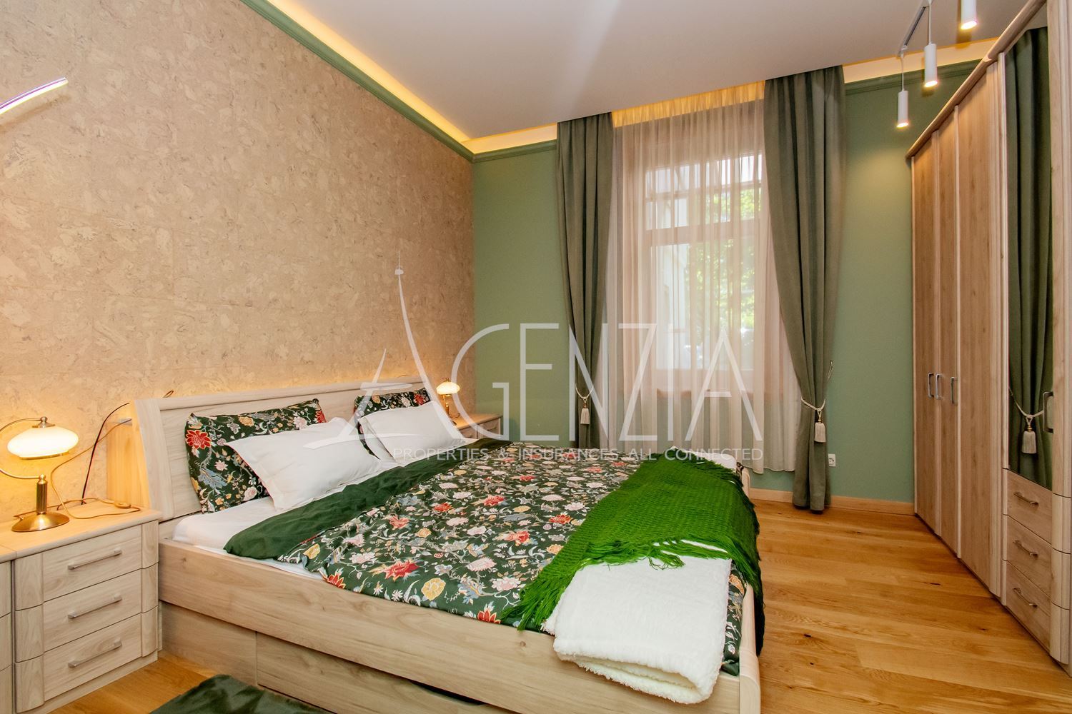 Elegant townhouse for rent on. „Ivan Vazov“, ideal center
