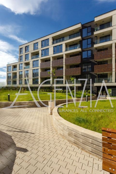 Luxury two bedroom apartment in a gated complex "SOUTH END RESIDENCE"