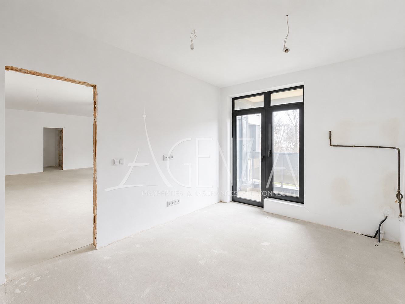 Appartement de deux chambres pouvant être transformé en trois pièces, rue „ Mur “, Manastirski Livadi