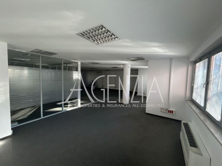 Representative office for rent near the National Palace of Culture, on a separate floor