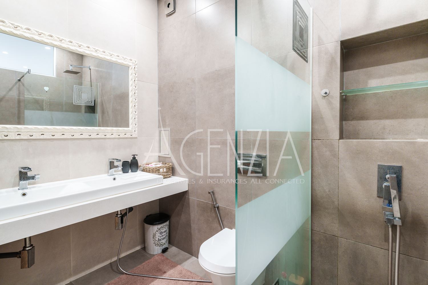 Appartement de deux chambres à louer dans la résidence „ Belle Rose 2 “, quartier de Vitosha.