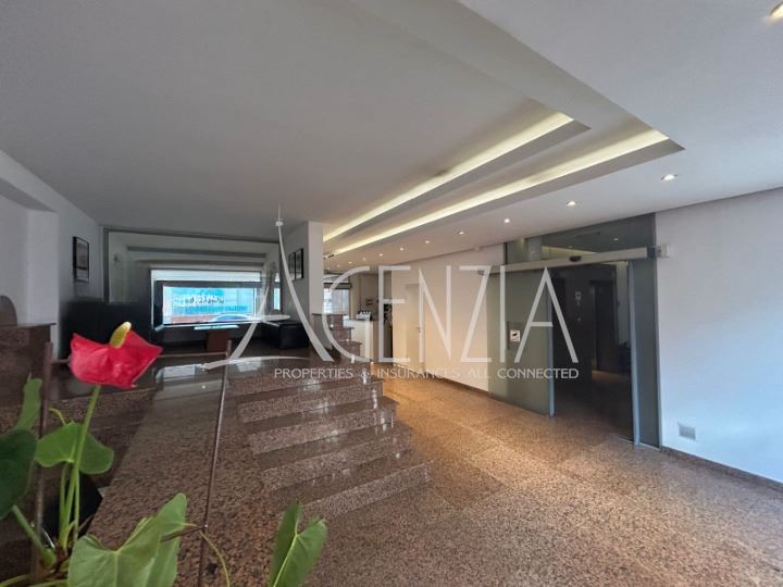 Representative office for rent near the National Palace of Culture, on a separate floor