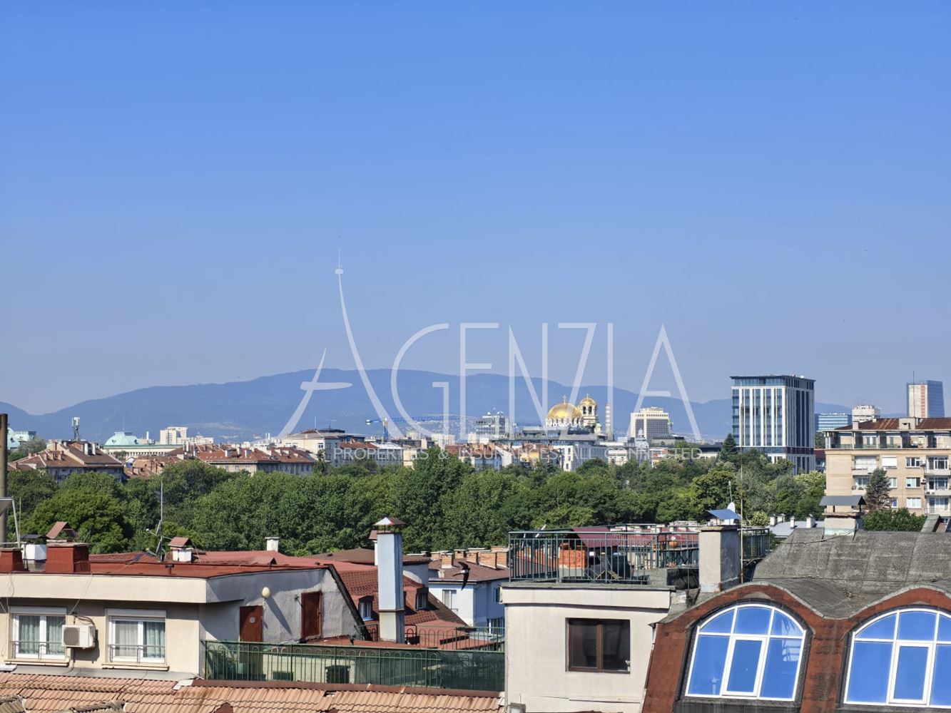 An exceptional two-bedroom apartment in Teatralna Park Residence