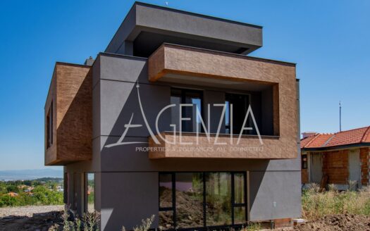 LUXURY SINGLE-FAMILY HOMES WITH PANORAMIC VIEWS IN BANKYA