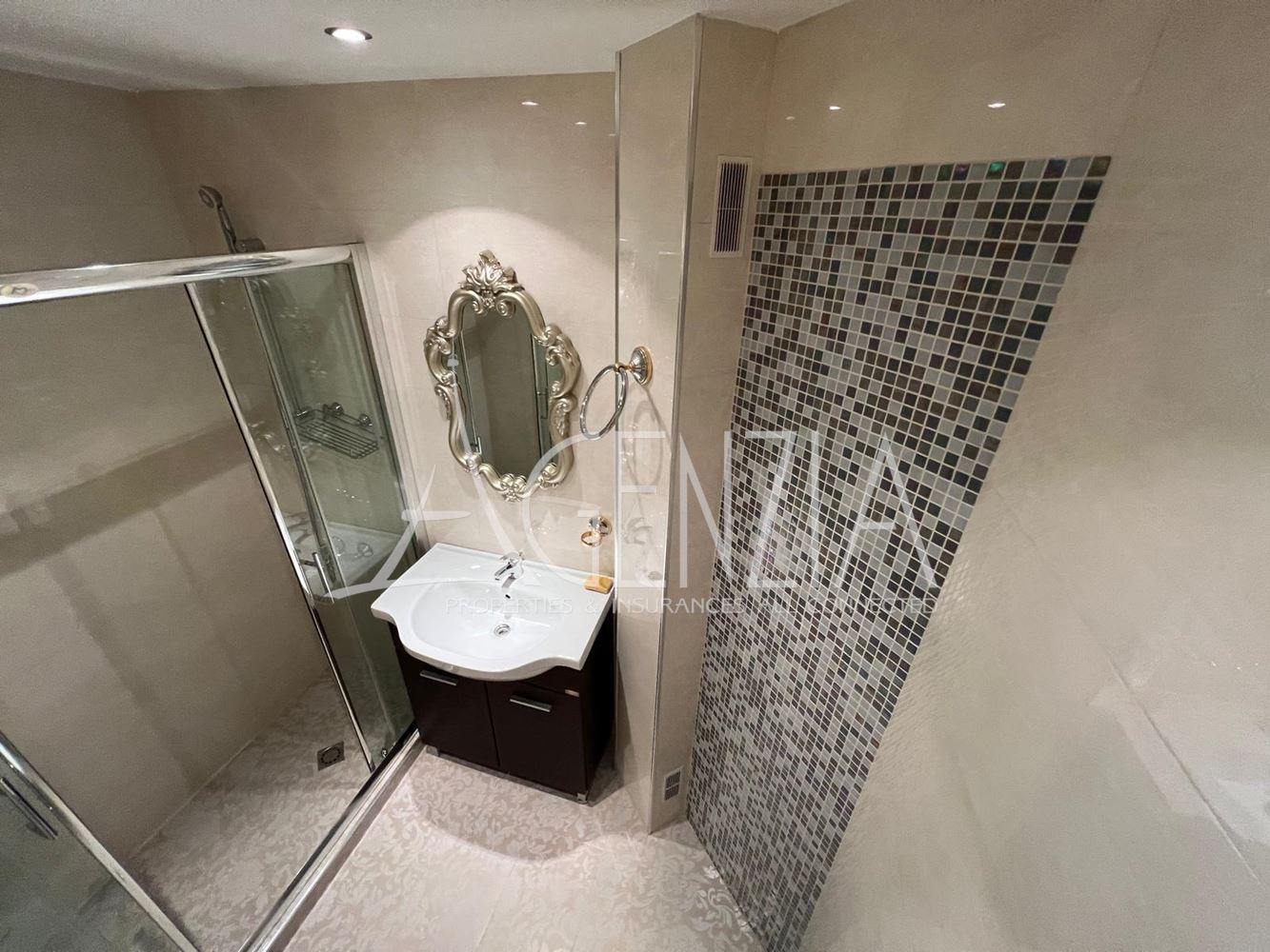 Spacious two-bedroom apartment with a garage in the Lozenets neighborhood