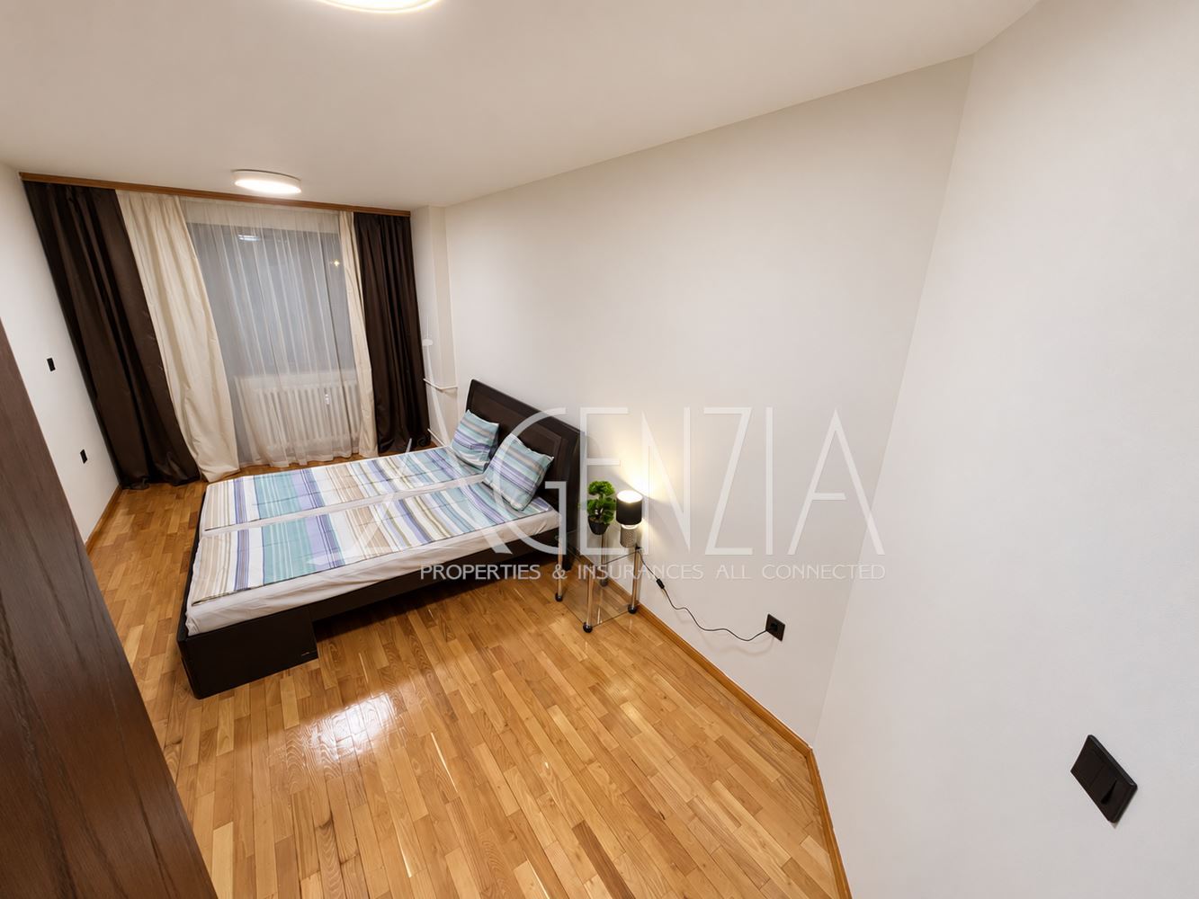 Spacious two-bedroom apartment with a garage in the Lozenets neighborhood